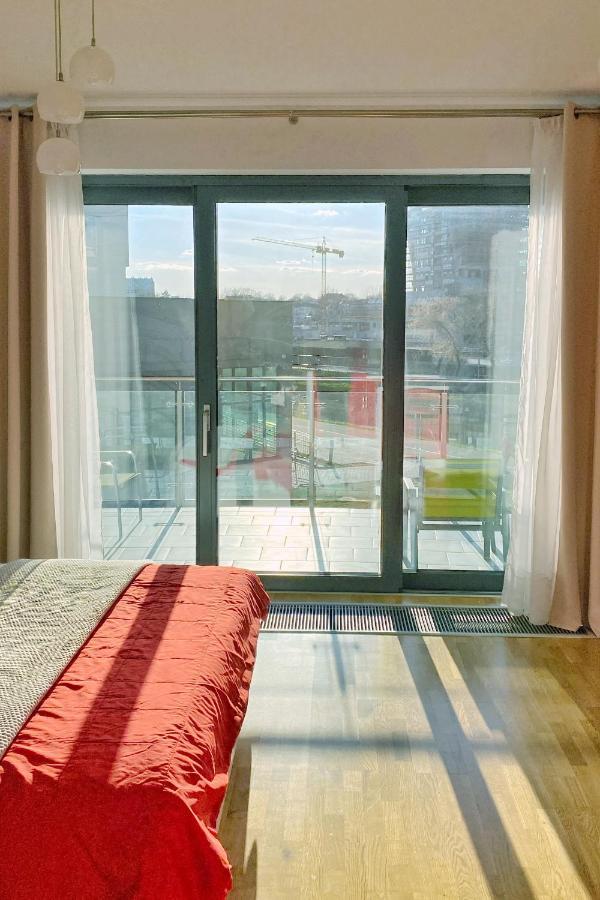 Capital Towers - Apartament Pop-Art Z Widokiem Na Rzeke Rzeszów Εξωτερικό φωτογραφία