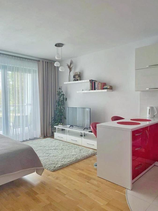 Capital Towers - Apartament Pop-Art Z Widokiem Na Rzeke Rzeszów Εξωτερικό φωτογραφία